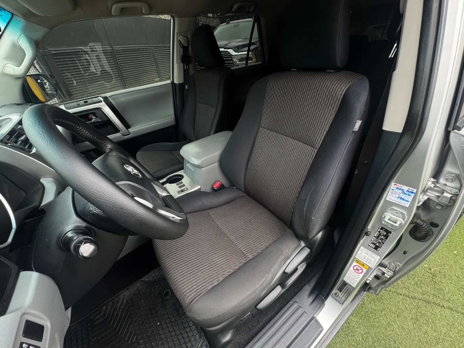 Toyota 4Runner Sr5 — foto 16 de 20