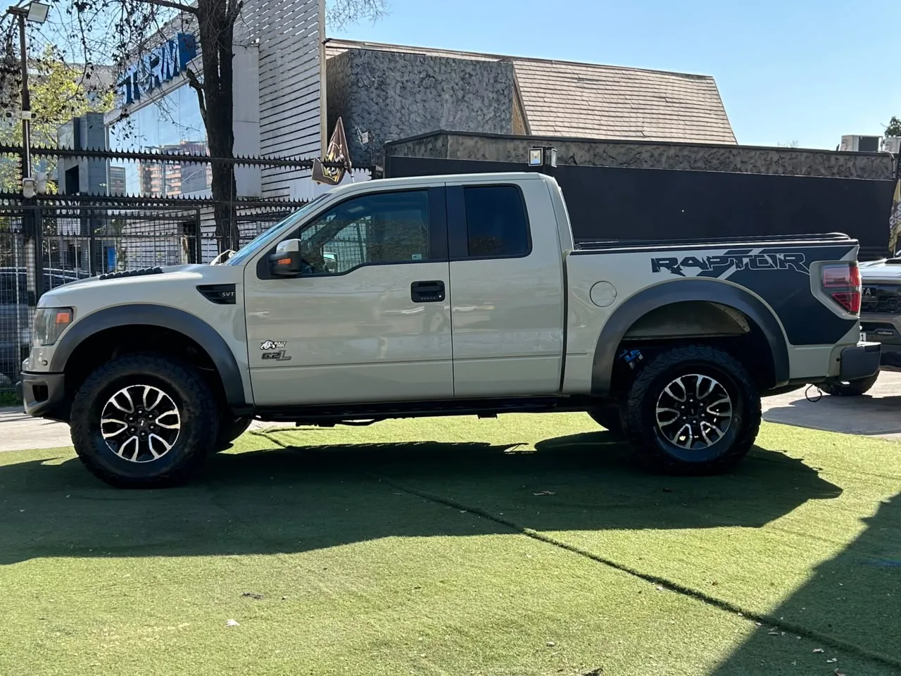 Ford F-150 Raptor Svt — foto 7 de 21