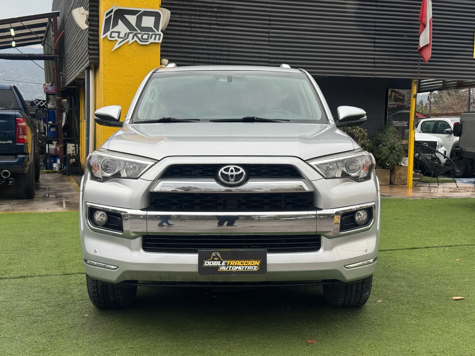 Toyota 4Runner — foto 2 de 17
