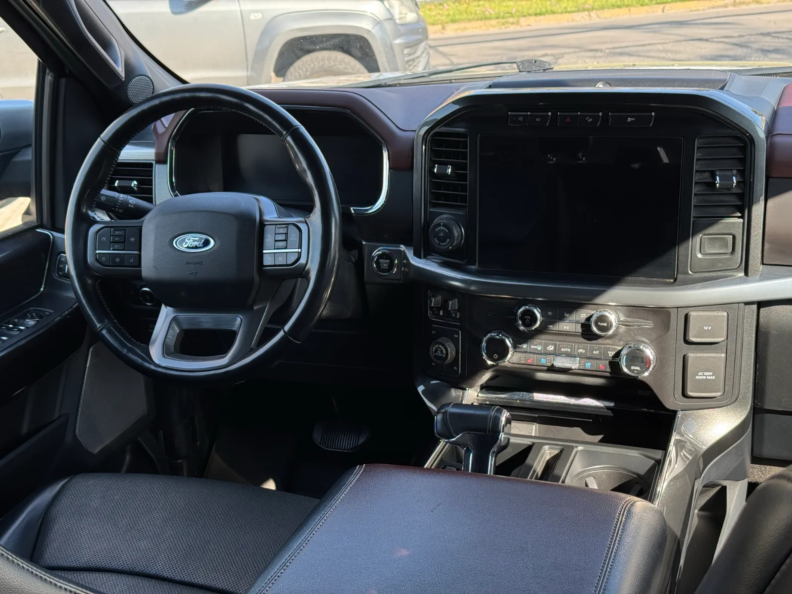 Ford F-150 Lariat Sport — foto 19 de 19