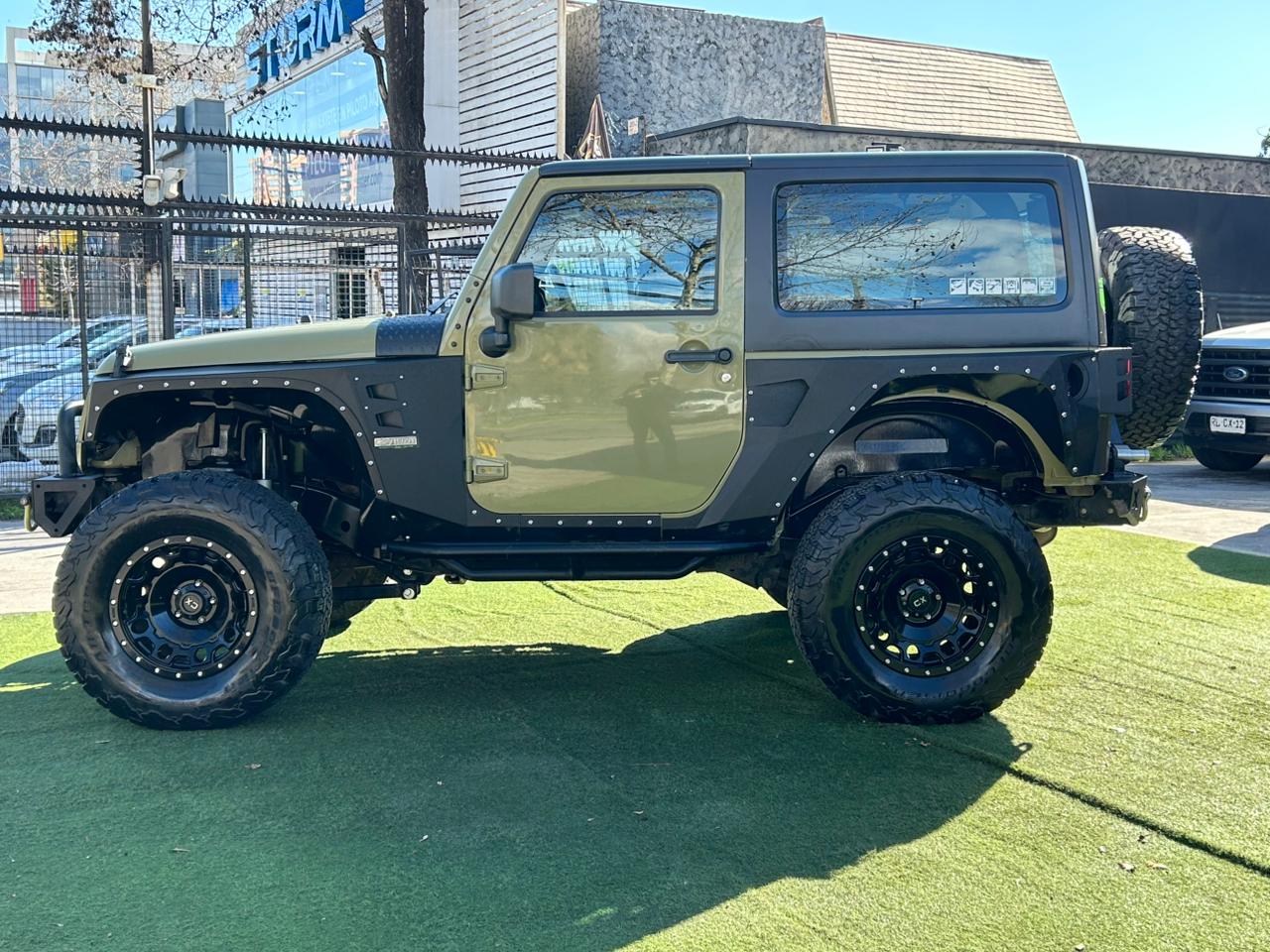 Jeep Wrangler Sport — foto 4 de 16