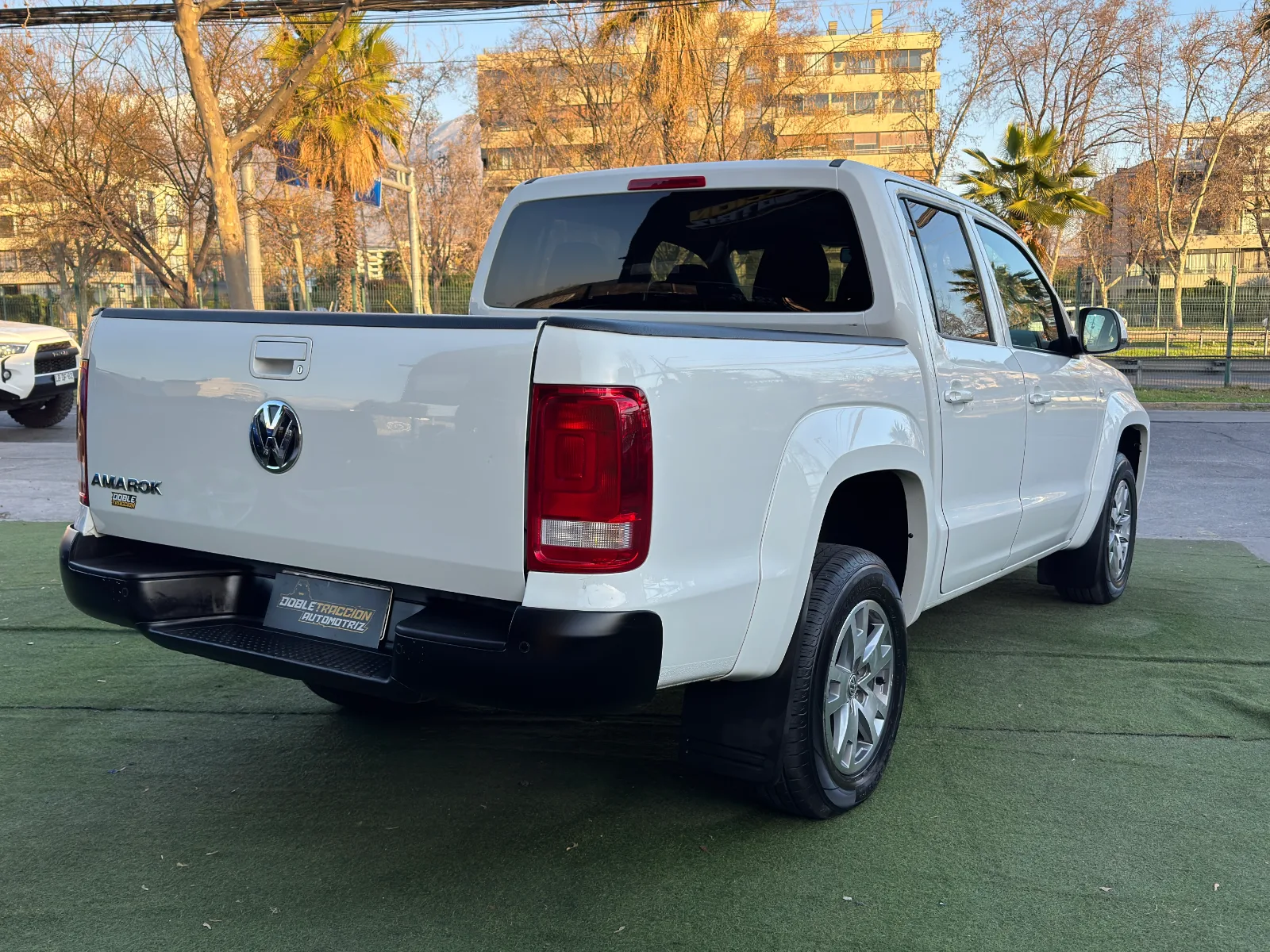 Volkswagen Amarok Confortline — foto 7 de 17