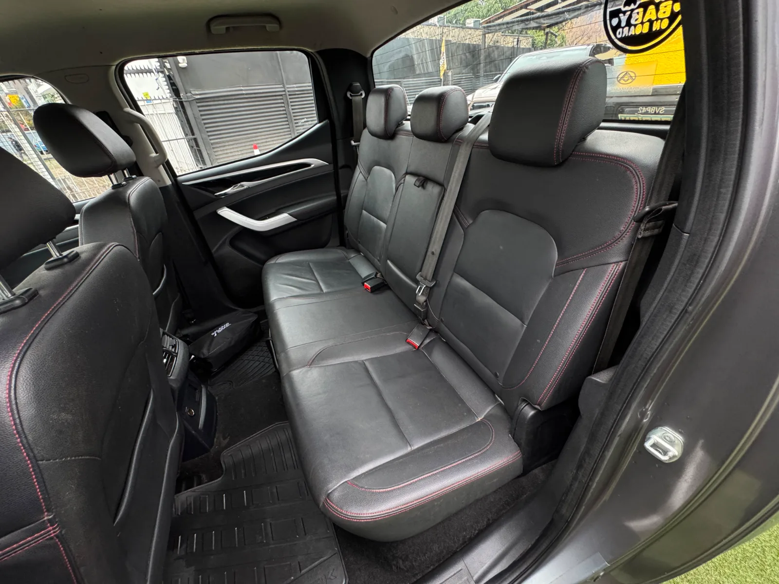 Maxus T60 — foto 16 de 16