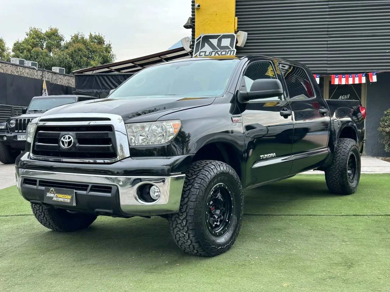 Toyota Tundra — foto 3 de 19