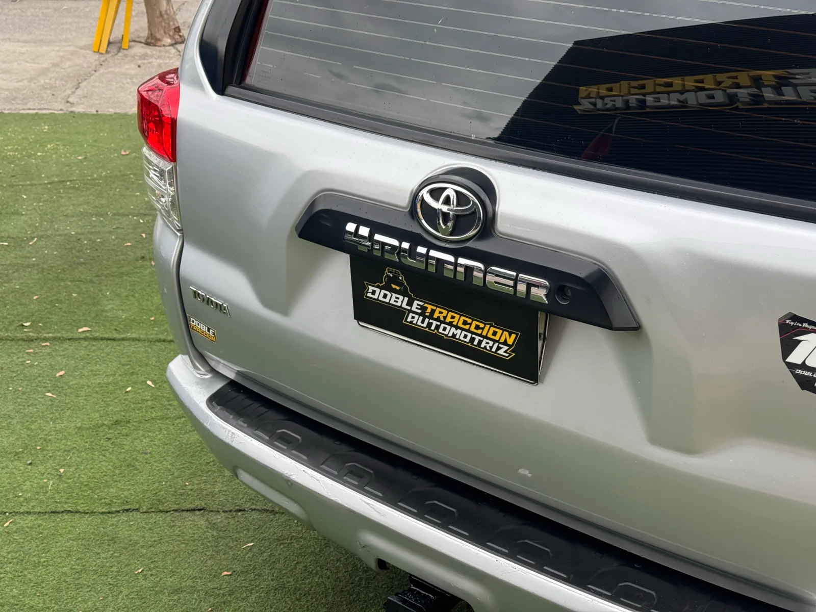Toyota 4Runner Sr5 — foto 11 de 20