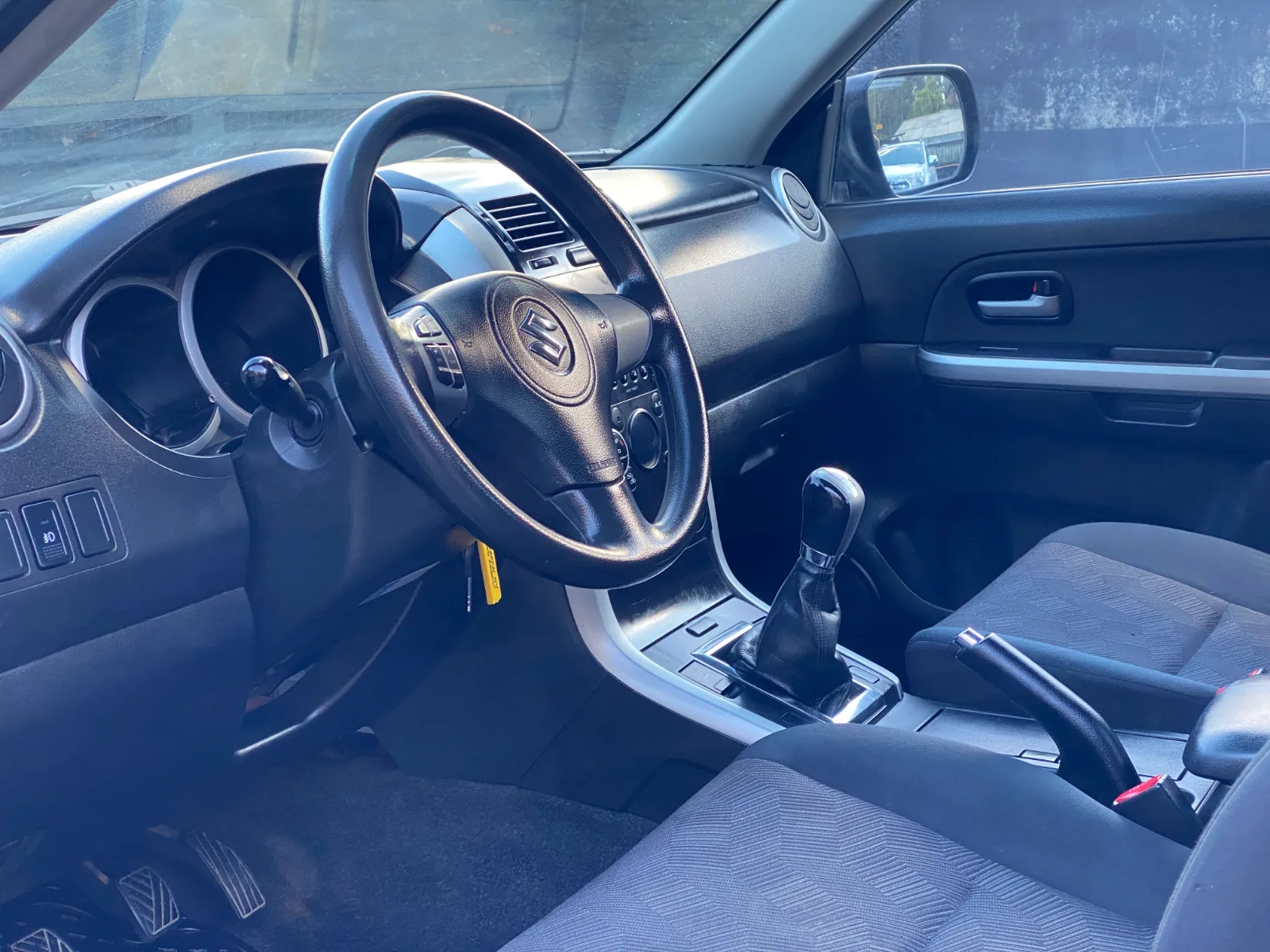 Suzuki Grand Vitara Glx Sport — foto 17 de 19
