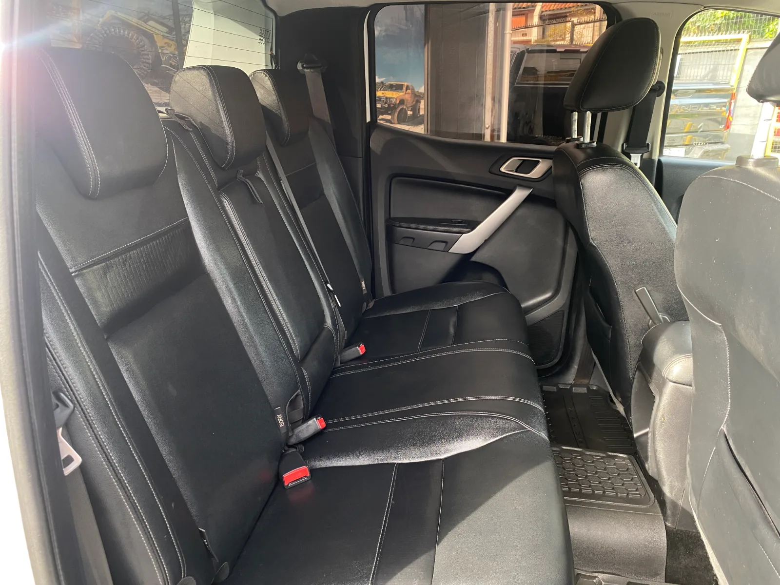 Ford Ranger — foto 15 de 18