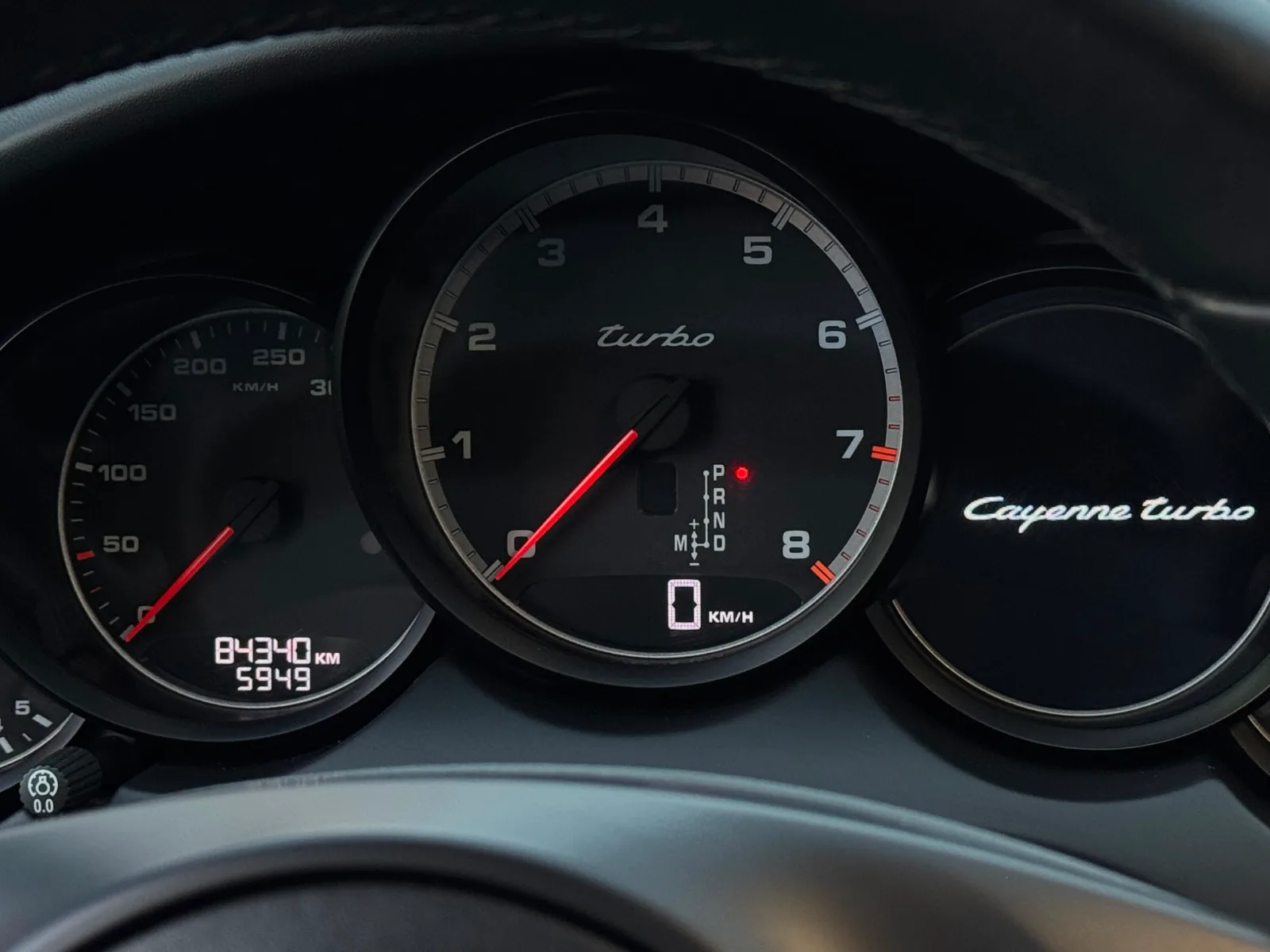 Porsche Cayenne — foto 15 de 23