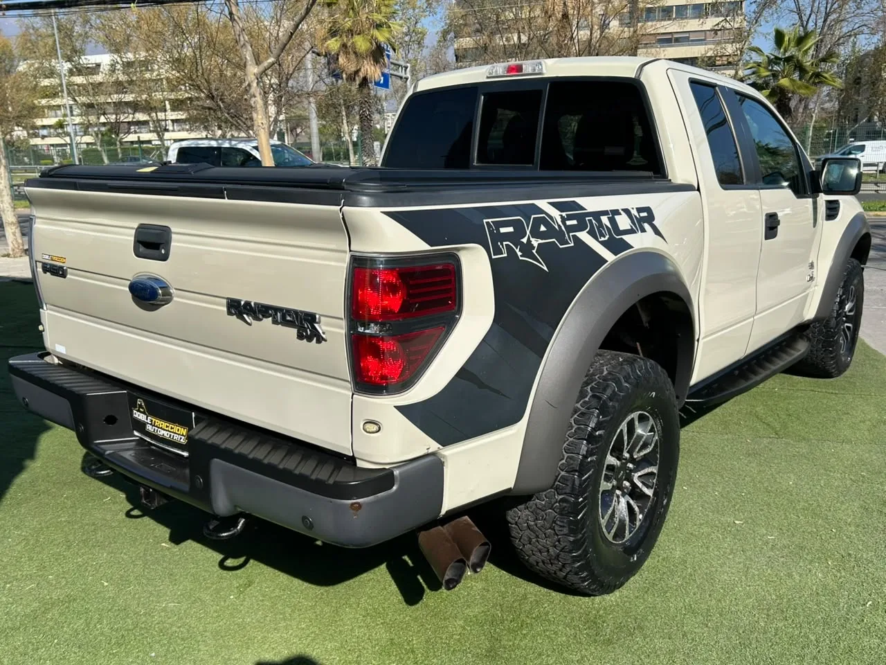Ford F-150 Raptor Svt — foto 9 de 21