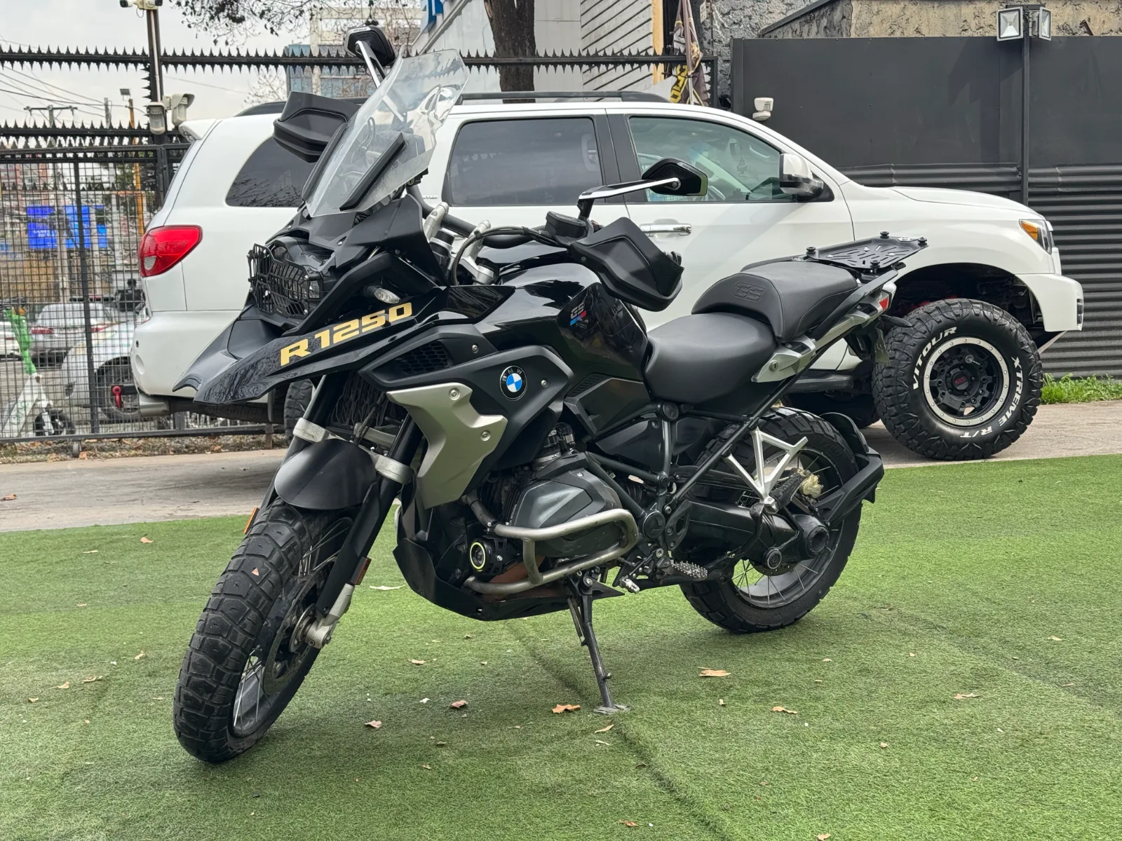 BMW Gs 1250 Ii — foto 2 de 14